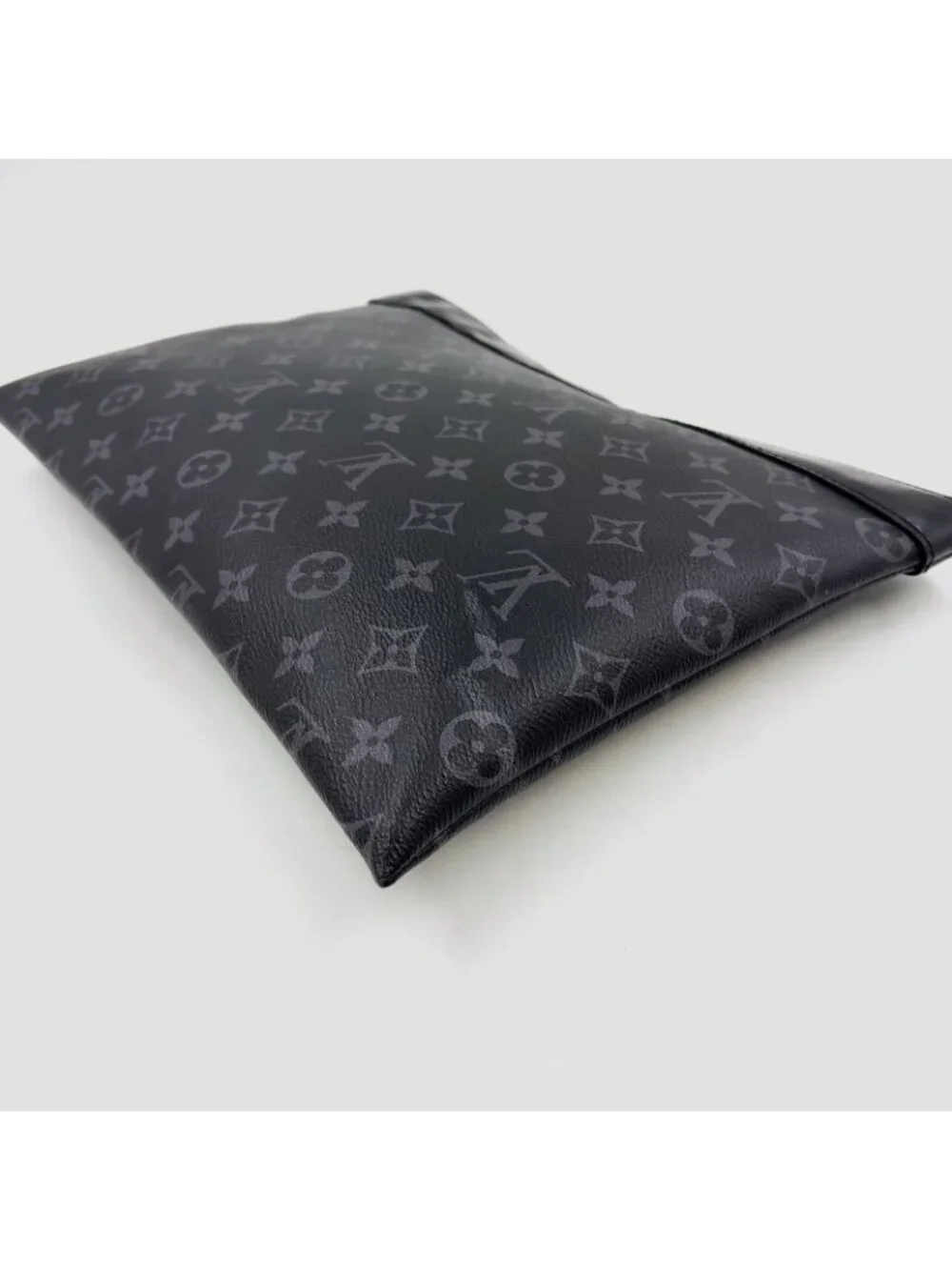 Louis Vuitton Pochette Discovery Monogram Eclipse Leather Black Clutch Silver